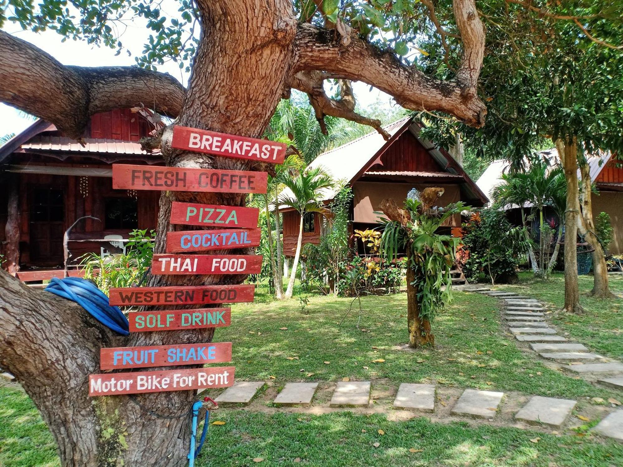 Friendly Koh Jum Hotel Kültér fotó