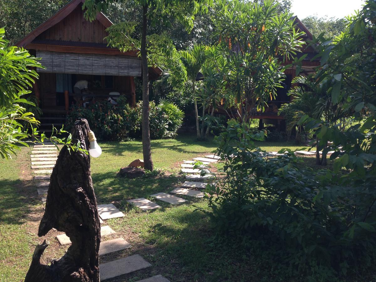 Friendly Koh Jum Hotel Kültér fotó