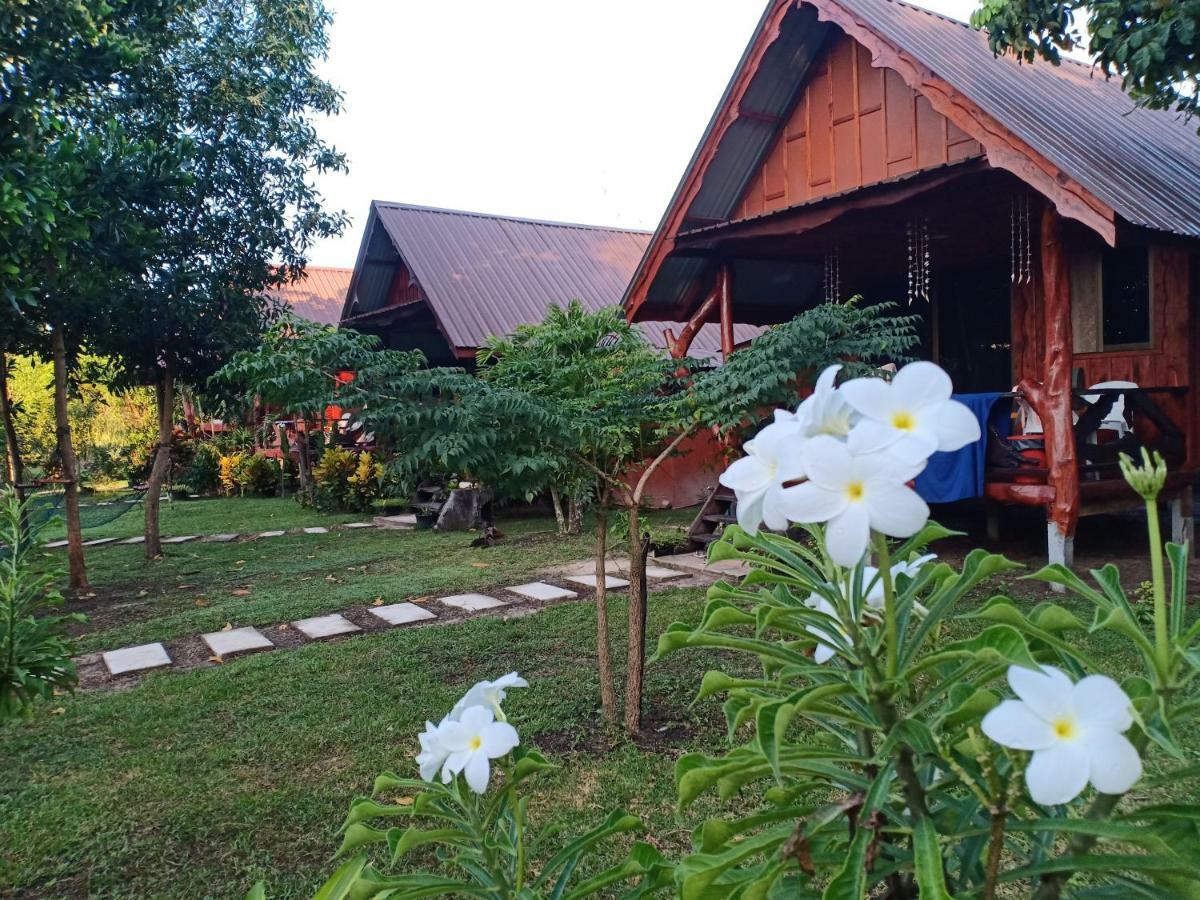 Friendly Koh Jum Hotel Kültér fotó